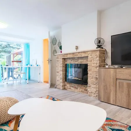 Cosy And Colorful Appartement *