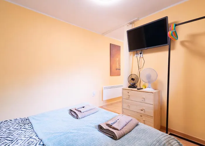 Cosy And Colorful